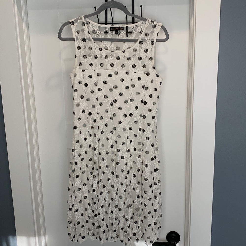 Jane & John Women's Dress Size Medium Sleeveless White Black Polka Dots Mesh Top
